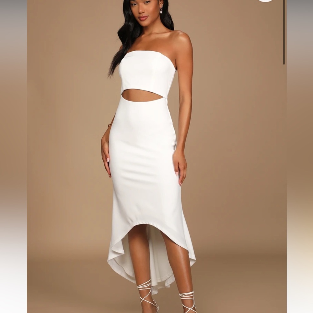 Lulus strapless cutout white dress. NWT. Size medium.